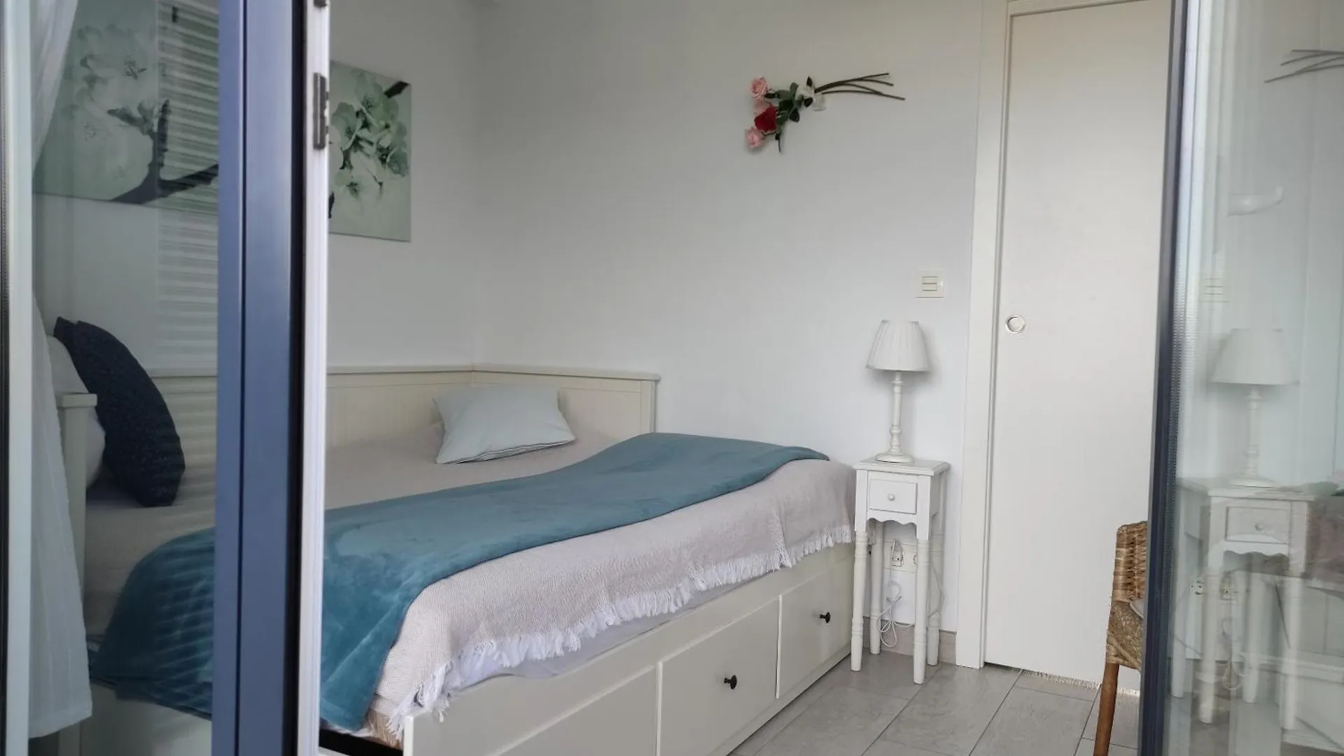 ホームステイ Pequena Habitacion Con Vistas イルン