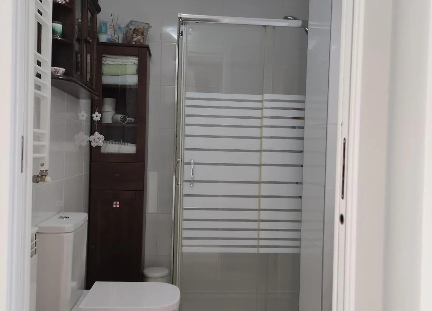 Pequena Habitacion Con Vistas イルン ホームステイ
